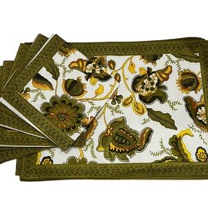 Tarini Green Gold White Cloth Placemats and Napkin Set of 6 NEW